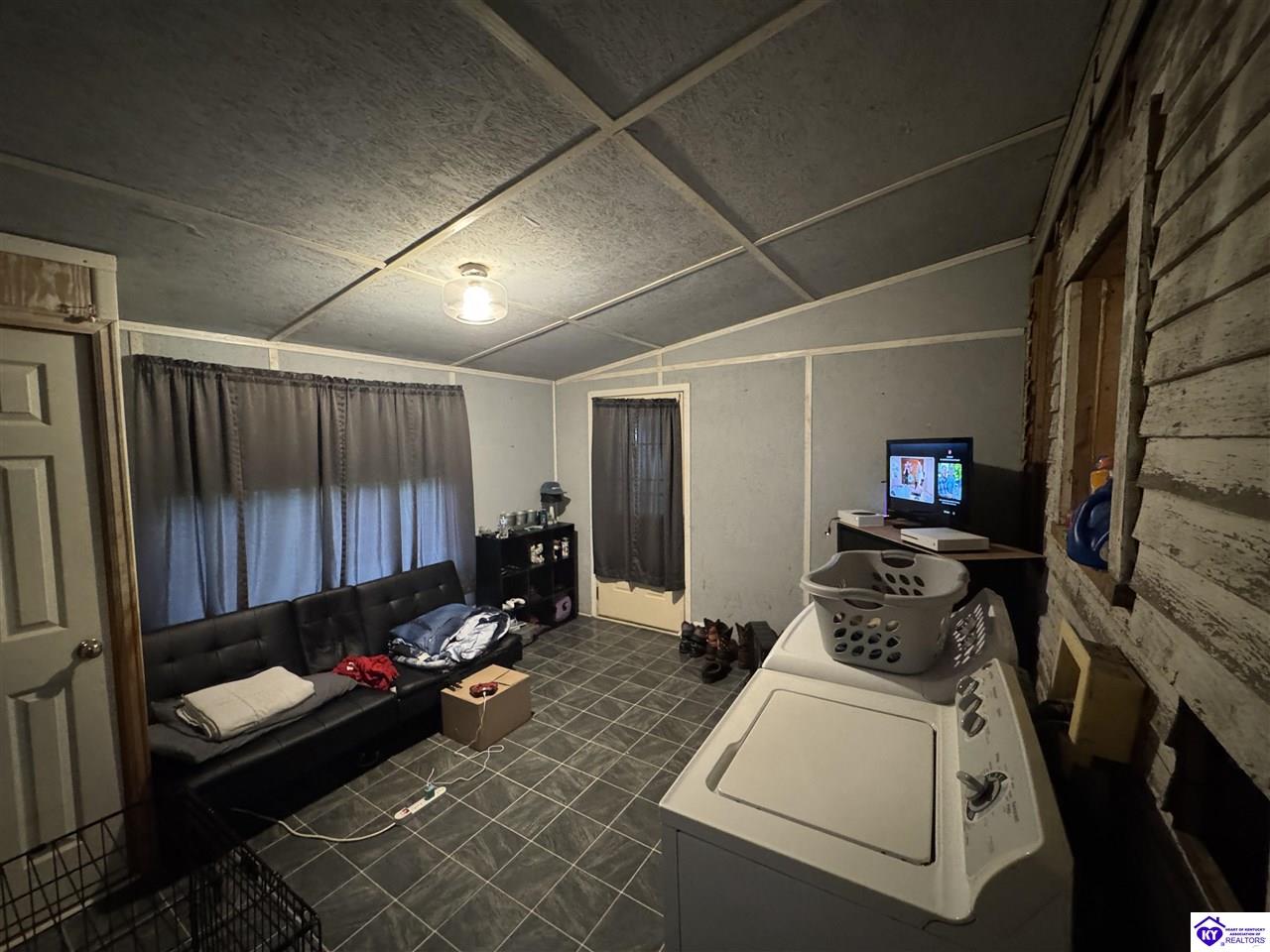 Listing Picture 1018 W Houston Street Cloverport, KY 40111 MLS HK25001744