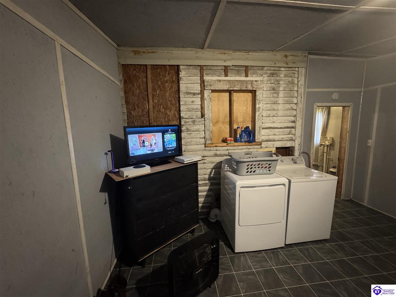 Listing Picture 1018 W Houston Street Cloverport, KY 40111 MLS HK25001744