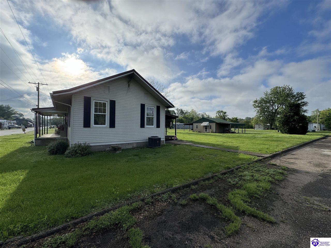 Listing Picture 1018 W Houston Street Cloverport, KY 40111 MLS HK25001744