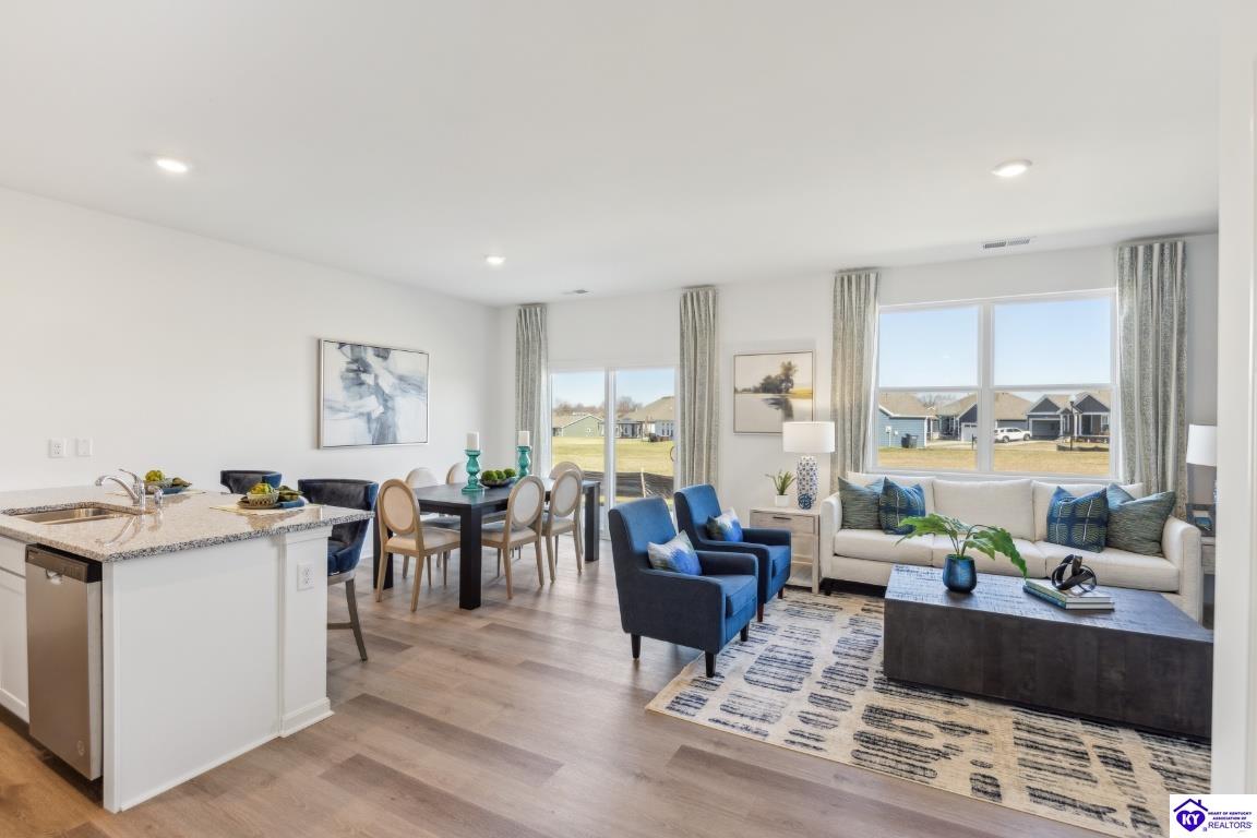 Listing Picture 197 Aqueduct Park Elizabethtown, KY 42701 MLS HK25001747