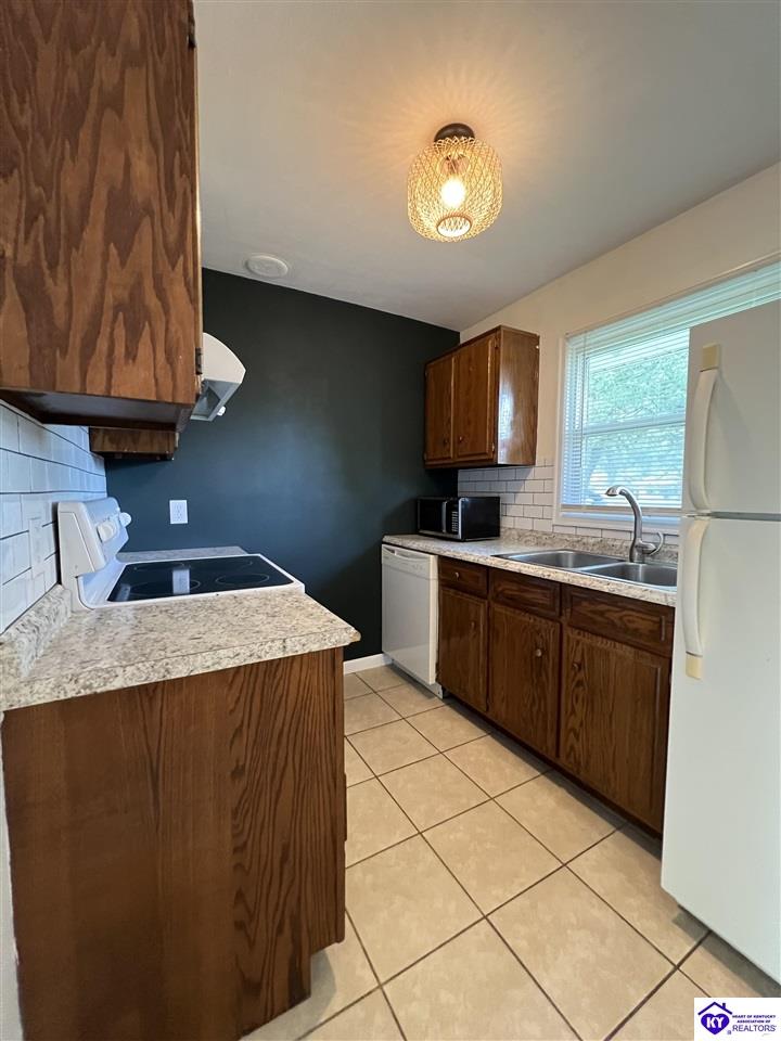 Listing Picture 105 Brook Street Campbellsville, KY 42718 MLS HK25001753