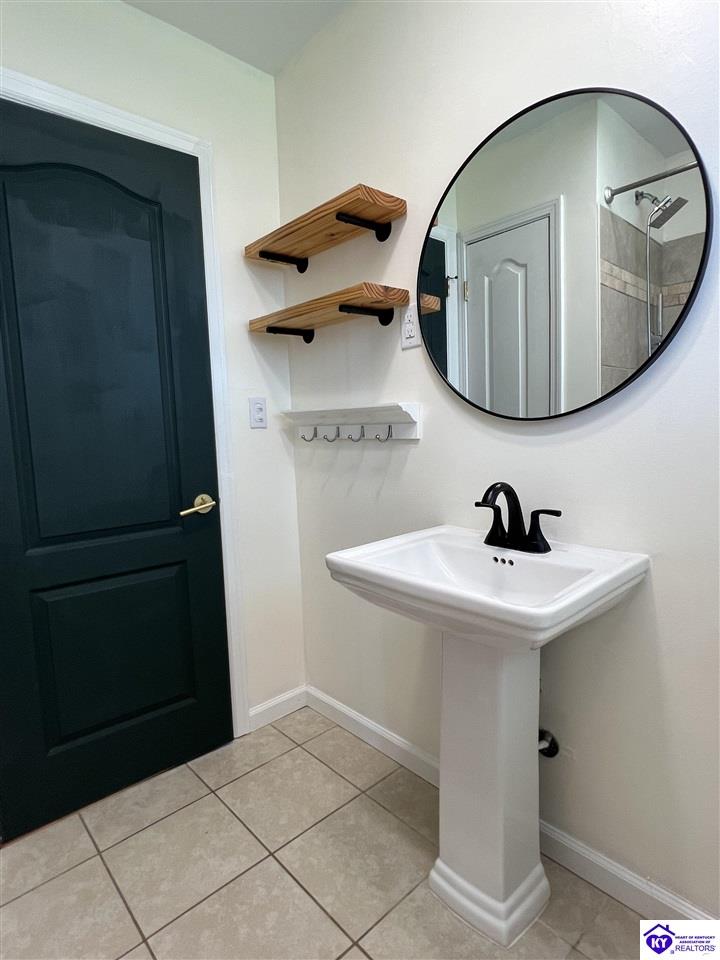 Listing Picture 105 Brook Street Campbellsville, KY 42718 MLS HK25001753