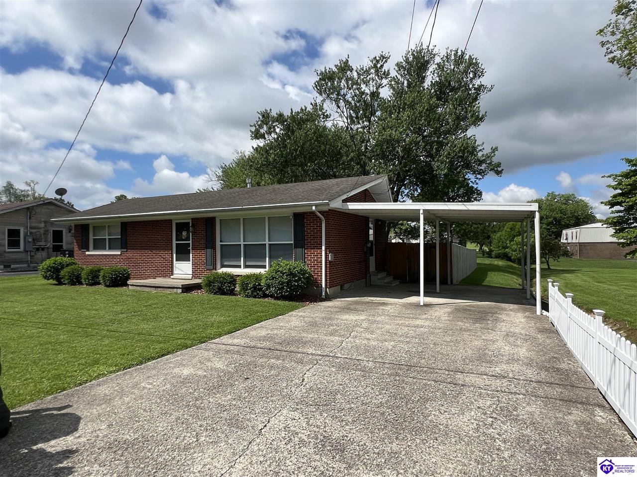 Listing Picture 105 Brook Street Campbellsville, KY 42718 MLS HK25001753