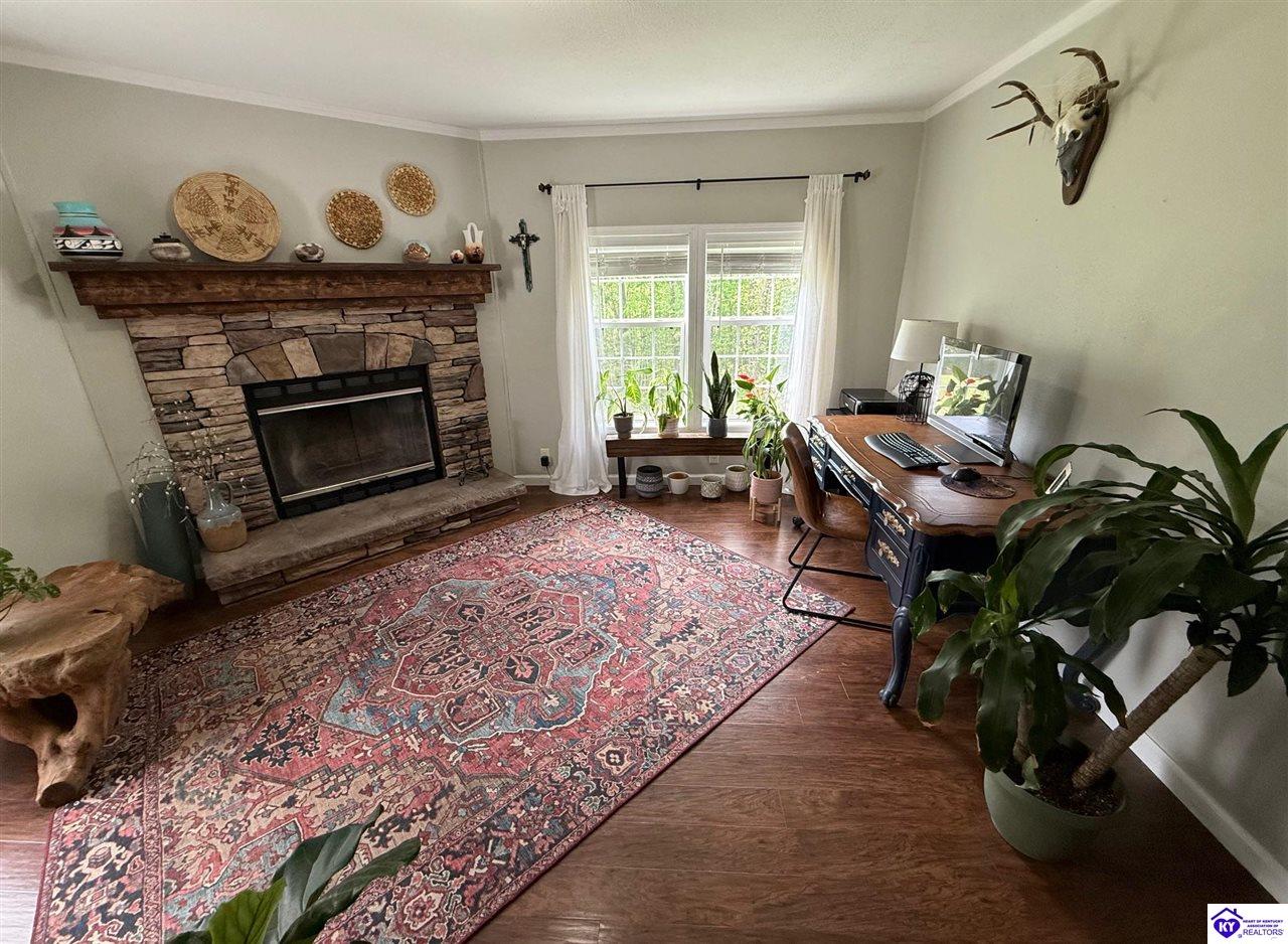 Listing Picture 12781 Hodgenville Road Campbellsville, KY 42718 MLS HK25001755