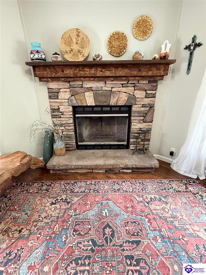 Listing Picture 12781 Hodgenville Road Campbellsville, KY 42718 MLS HK25001755