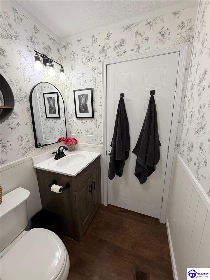 Listing Picture 12781 Hodgenville Road Campbellsville, KY 42718 MLS HK25001755