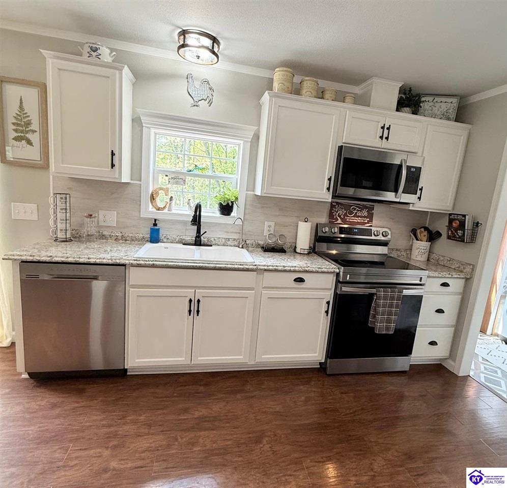 Listing Picture 12781 Hodgenville Road Campbellsville, KY 42718 MLS HK25001755