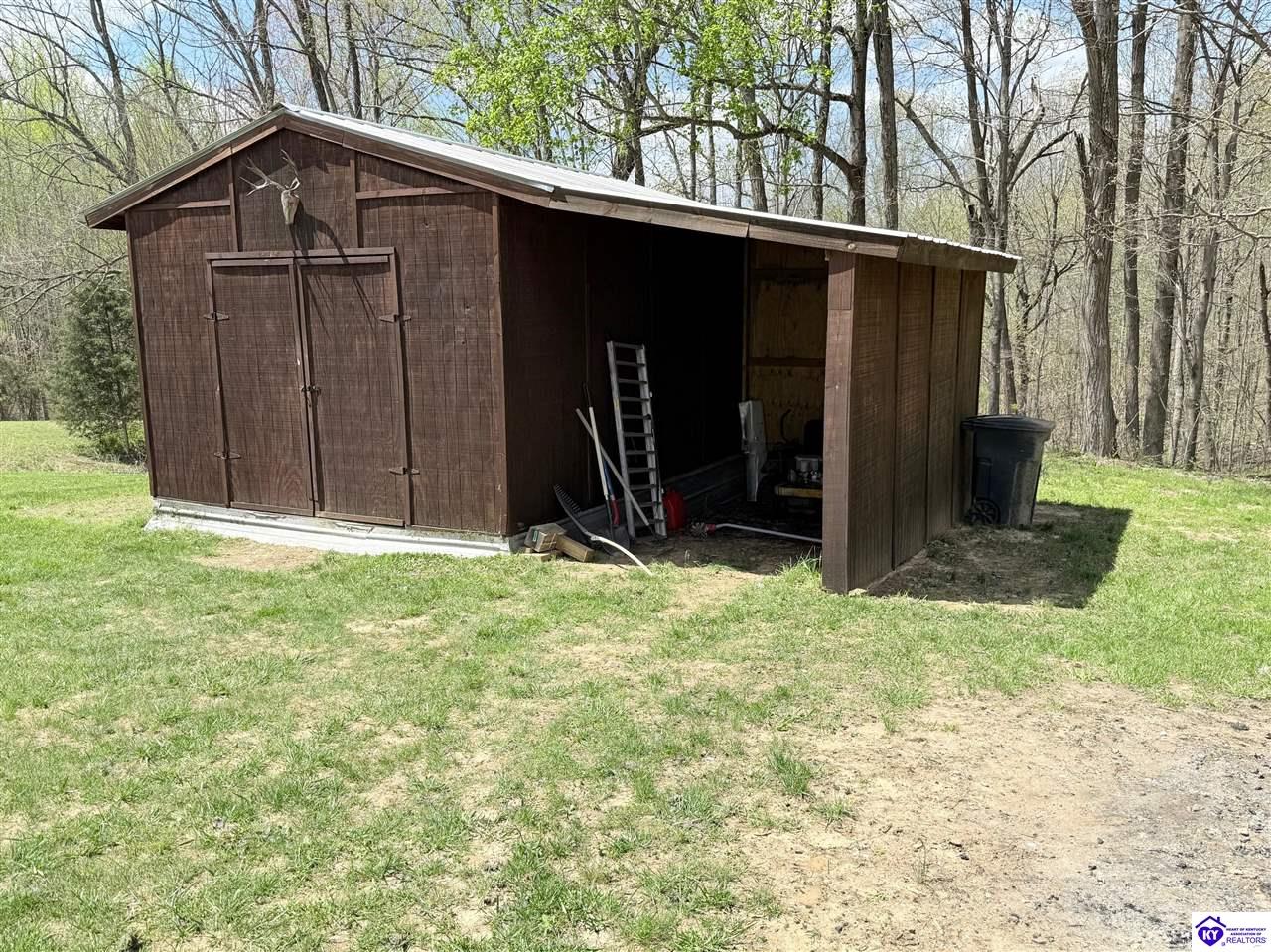 Listing Picture 12781 Hodgenville Road Campbellsville, KY 42718 MLS HK25001755