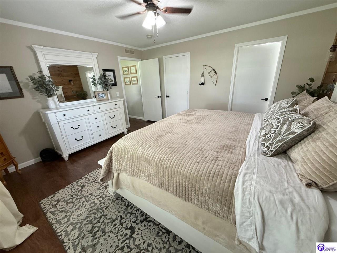 Listing Picture 12781 Hodgenville Road Campbellsville, KY 42718 MLS HK25001755