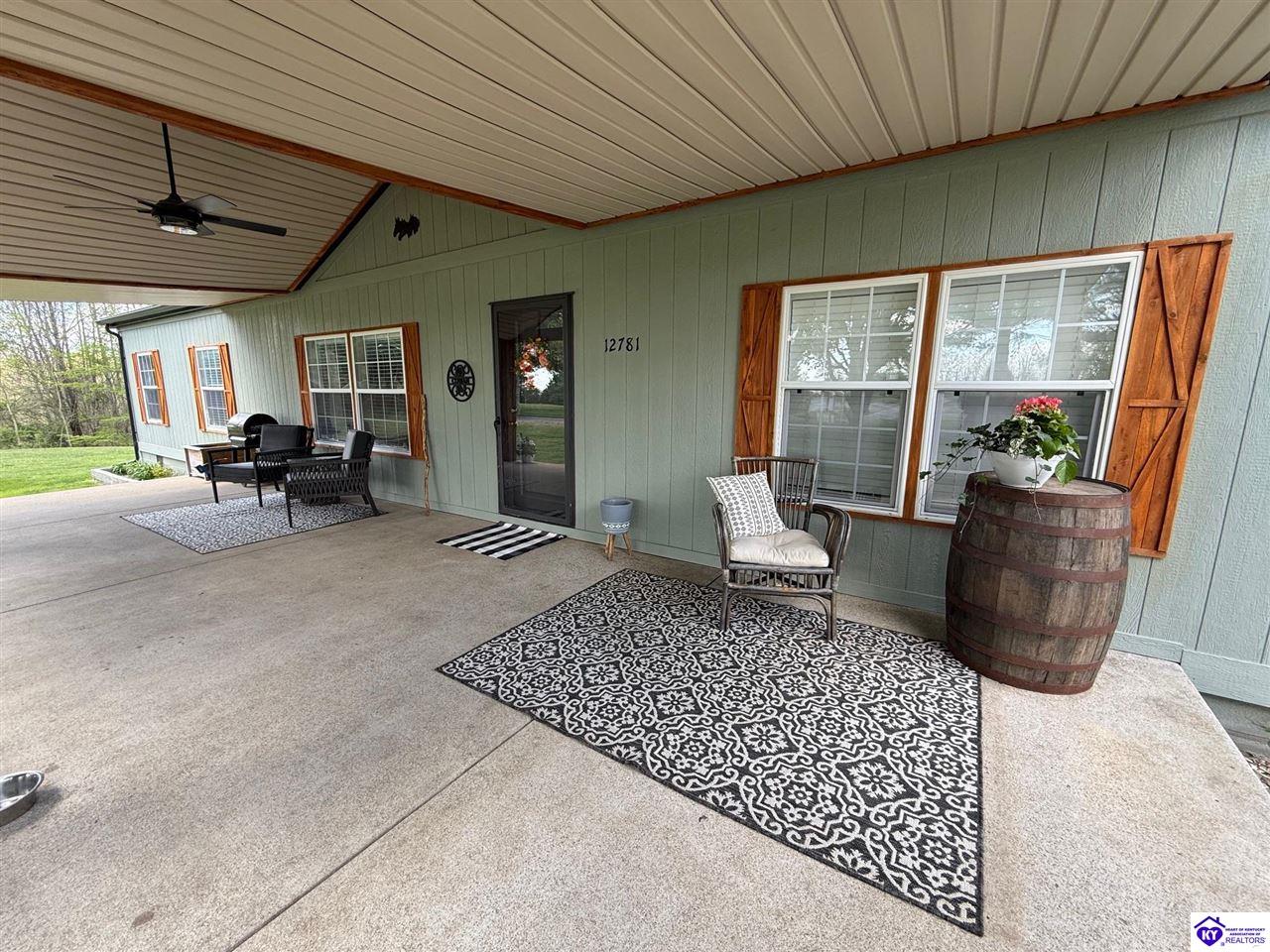 Listing Picture 12781 Hodgenville Road Campbellsville, KY 42718 MLS HK25001755