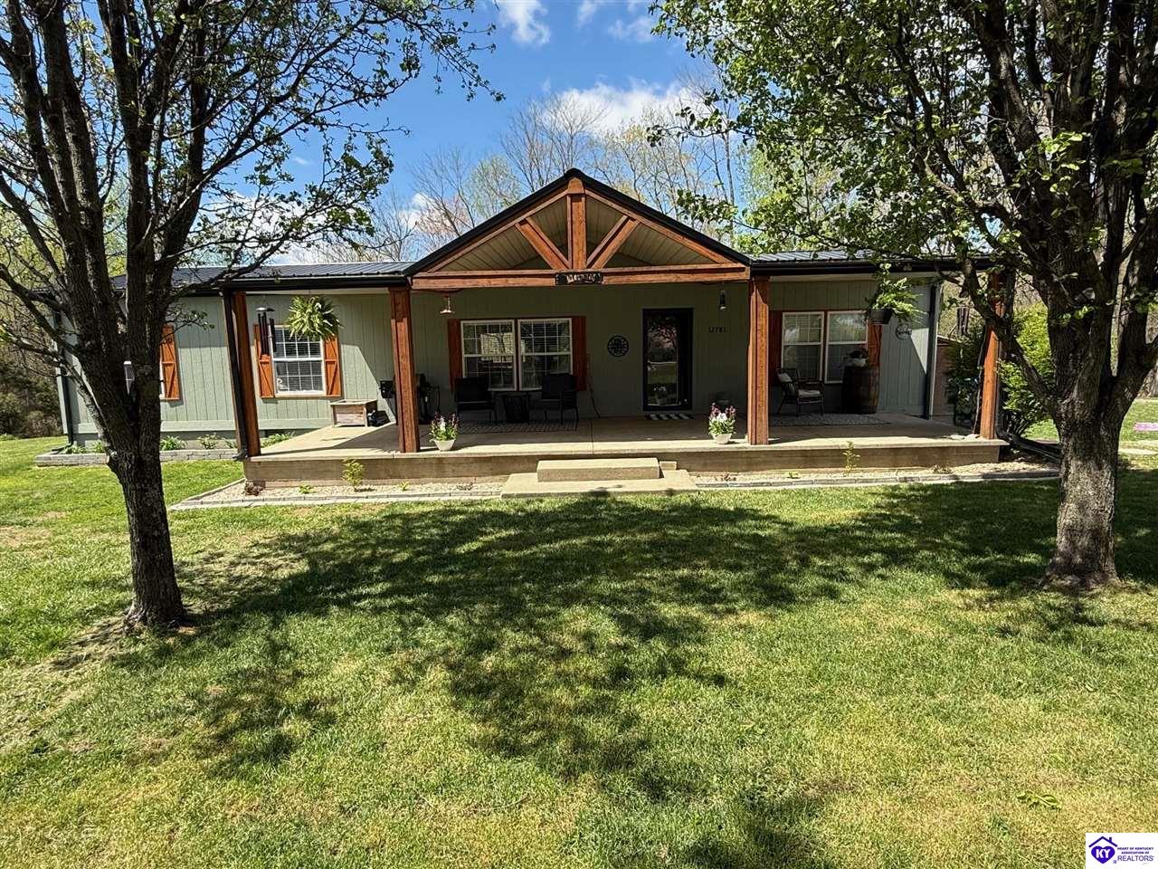 Listing Picture 12781 Hodgenville Road Campbellsville, KY 42718 MLS HK25001755