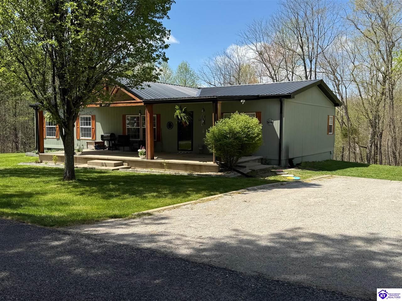 Listing Picture 12781 Hodgenville Road Campbellsville, KY 42718 MLS HK25001755