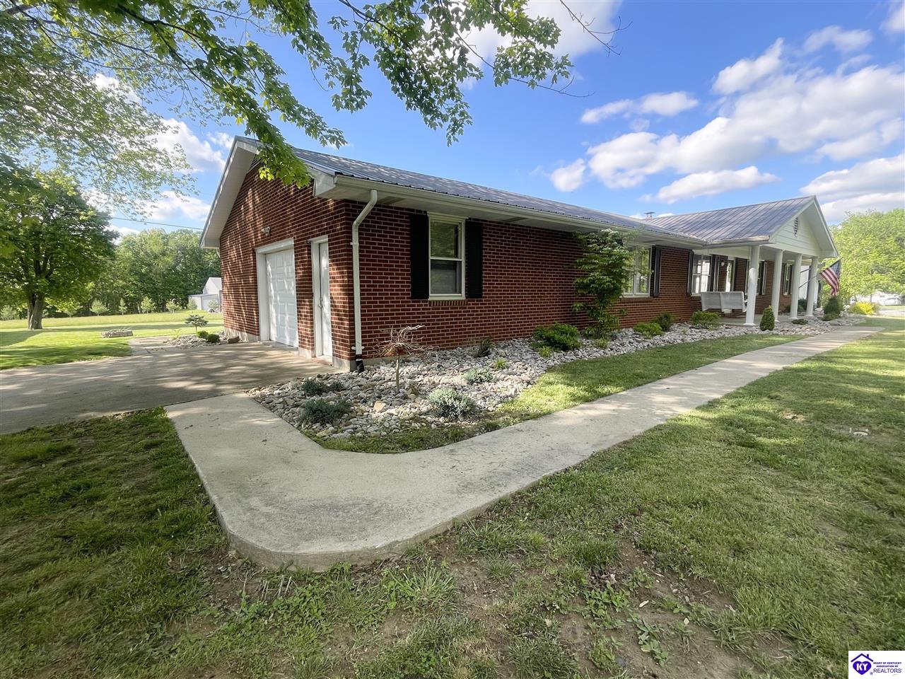 Listing Picture 1083 Soule Chapel Road Campbellsville, KY 42718 MLS HK25001756