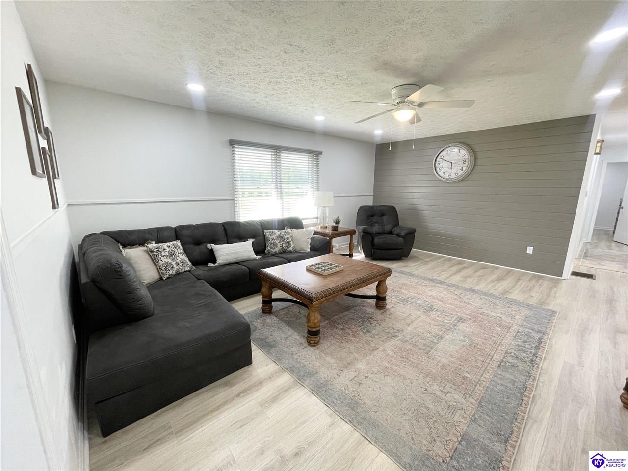 Listing Picture 1083 Soule Chapel Road Campbellsville, KY 42718 MLS HK25001756