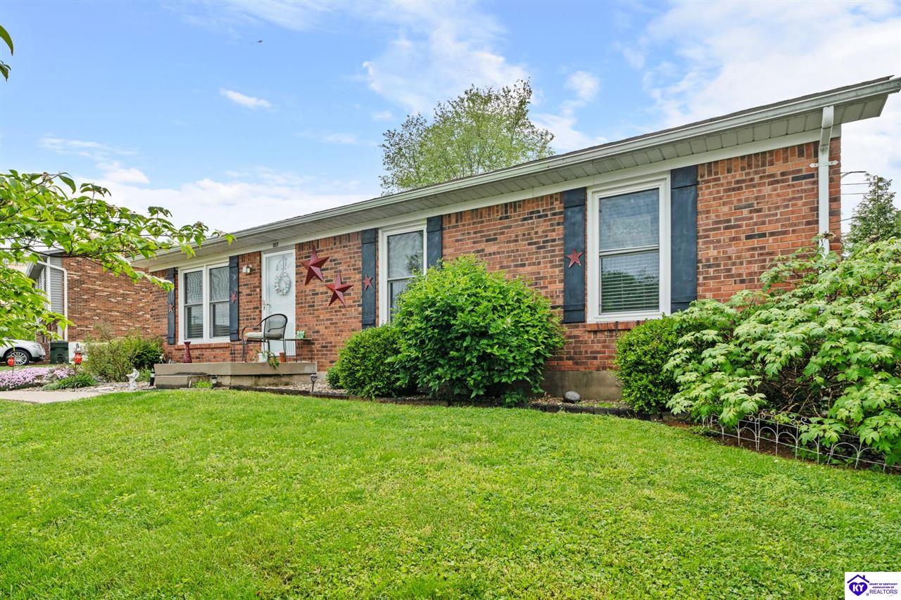 Listing Picture 107 Periwinkle Drive Radcliff, KY 40160 MLS HK25001762