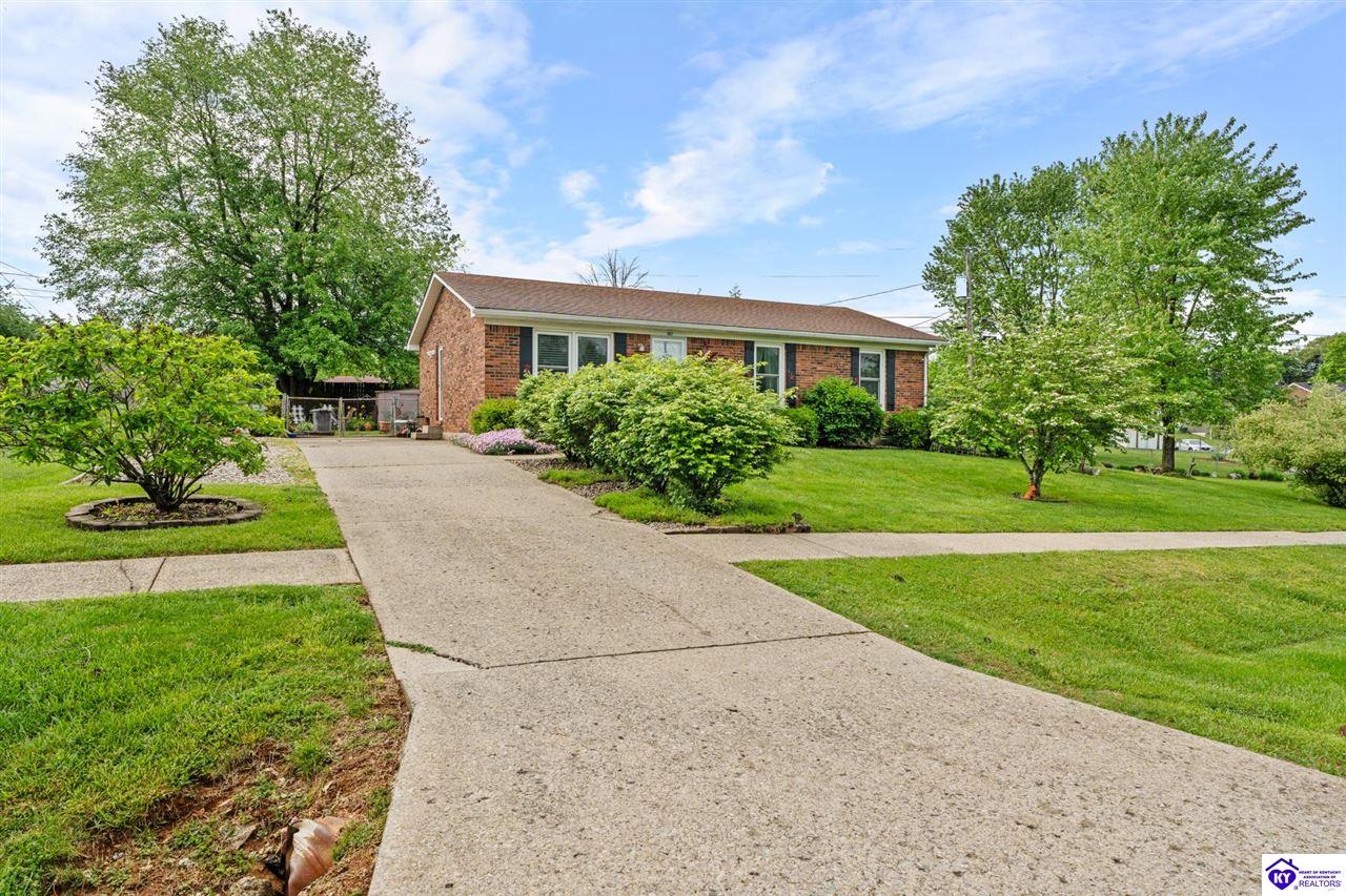 Listing Picture 107 Periwinkle Drive Radcliff, KY 40160 MLS HK25001762