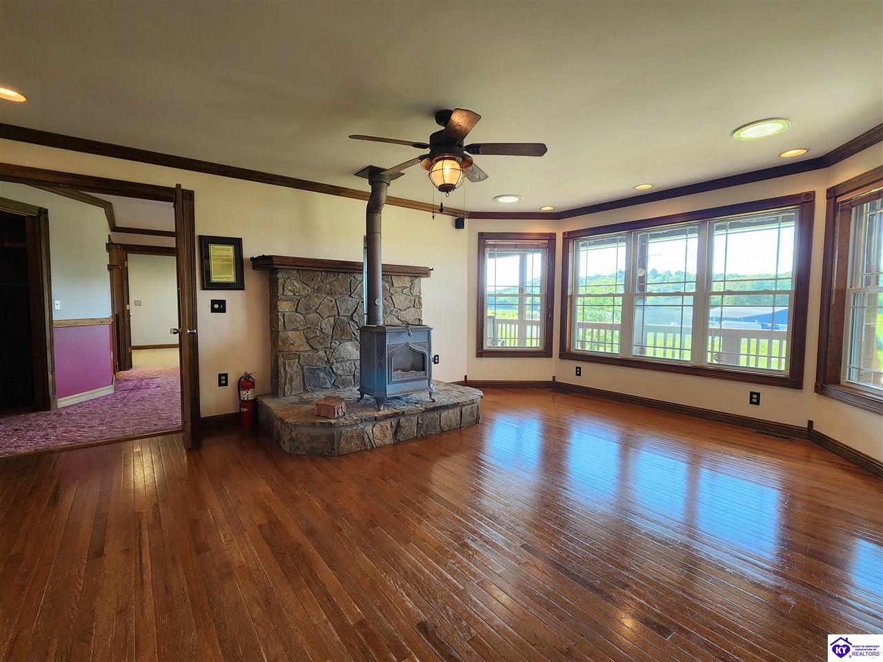 Listing Picture 400 Old Dixie Loop Upton, KY 42784 MLS HK25001771