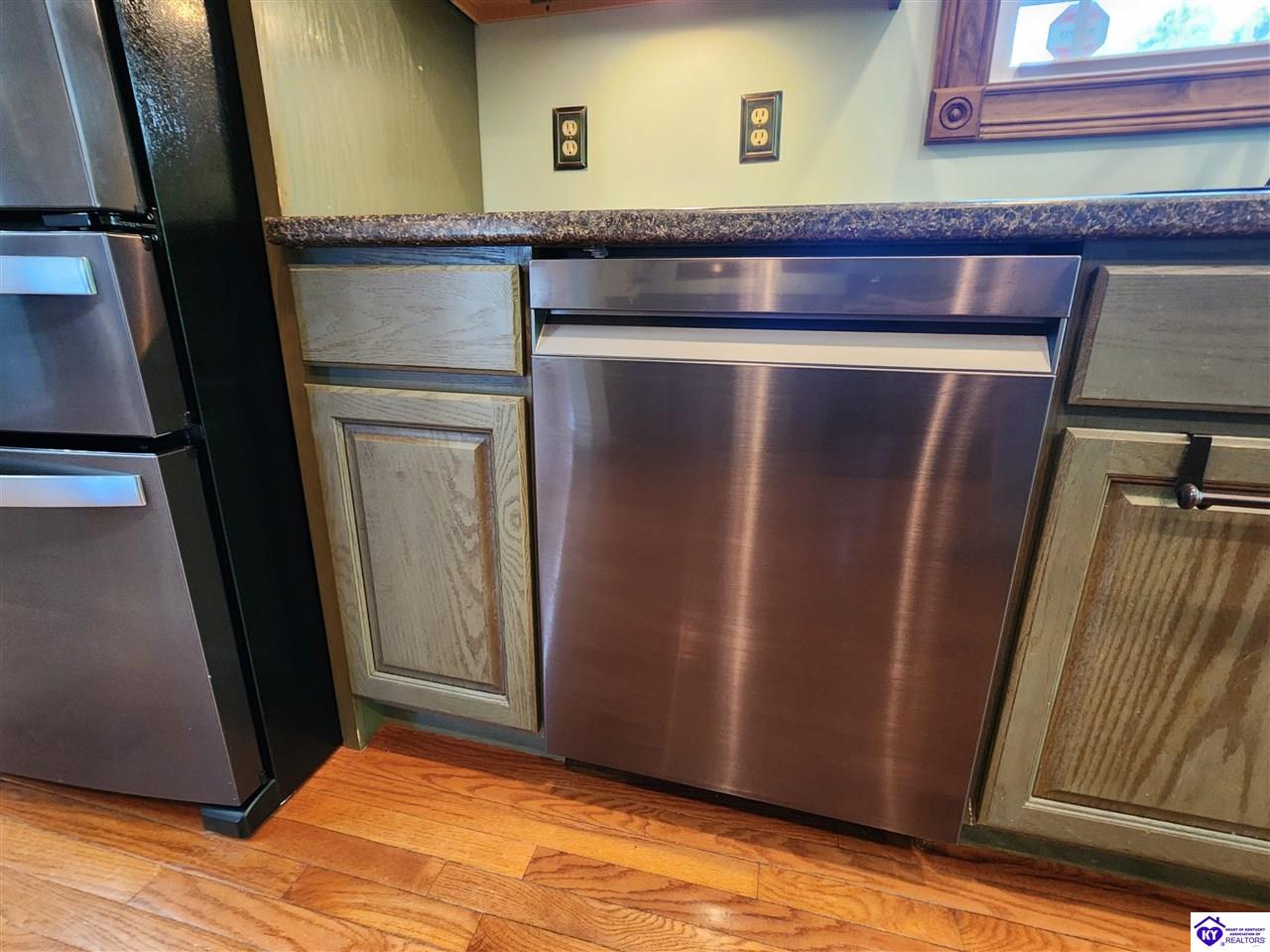 Listing Picture 400 Old Dixie Loop Upton, KY 42784 MLS HK25001771