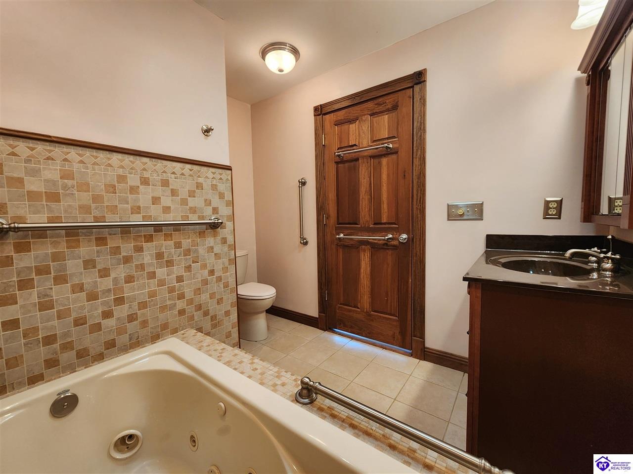 Listing Picture 400 Old Dixie Loop Upton, KY 42784 MLS HK25001771