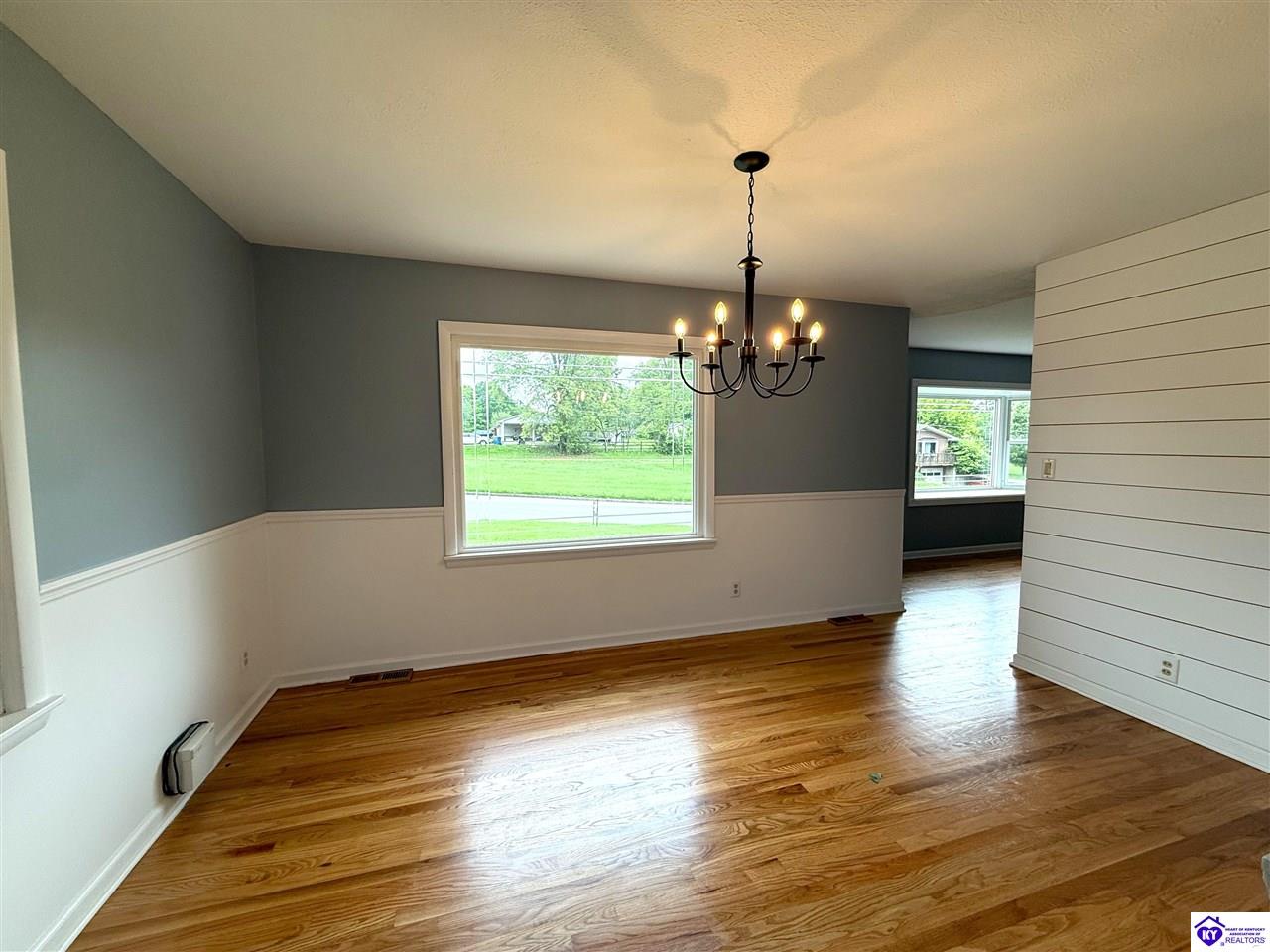 Listing Picture 701 Dogwood Drive Elizabethtown, KY 42701 MLS HK25001772