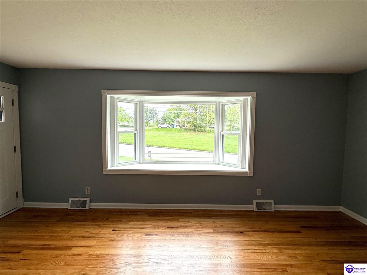 Listing Picture 701 Dogwood Drive Elizabethtown, KY 42701 MLS HK25001772