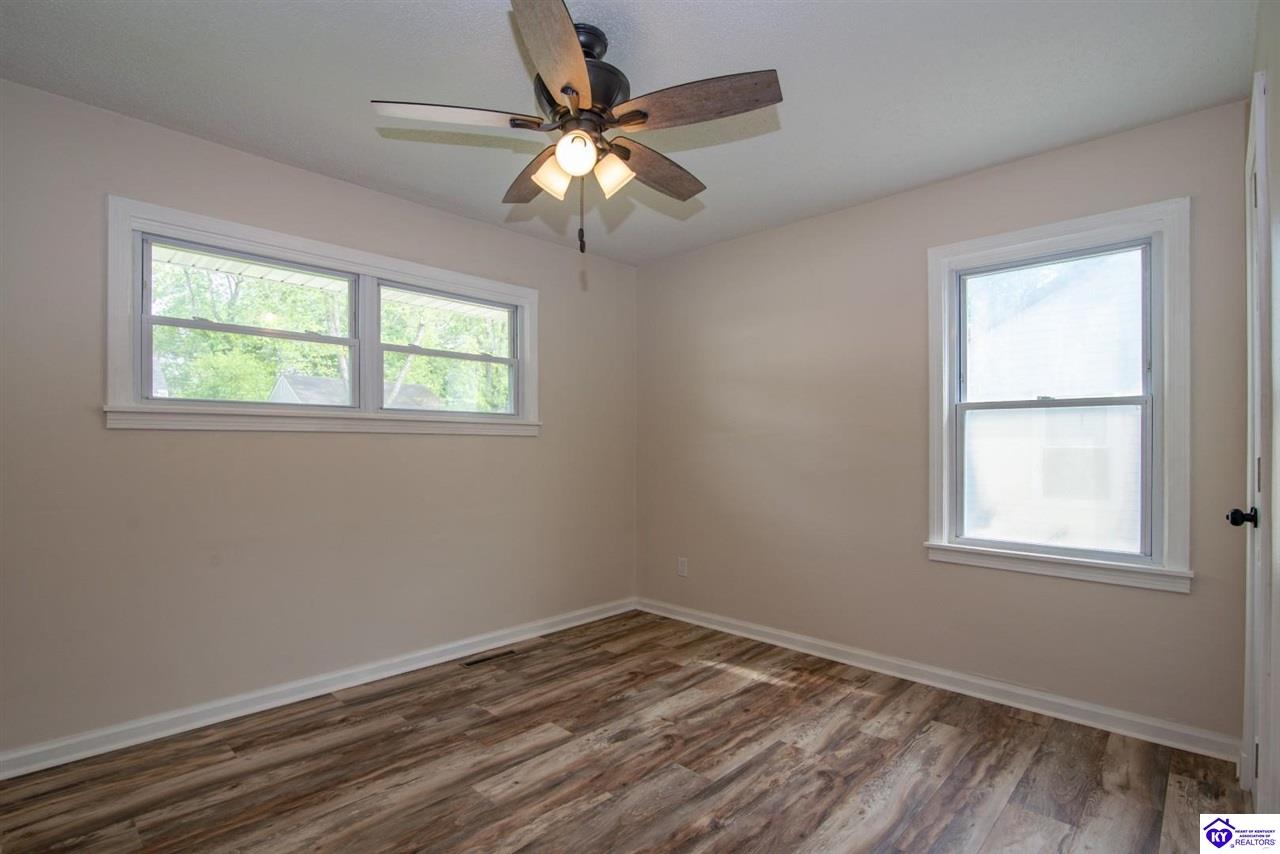 Listing Picture 522 Lee Road Elizabethtown, KY 42701 MLS HK25001777