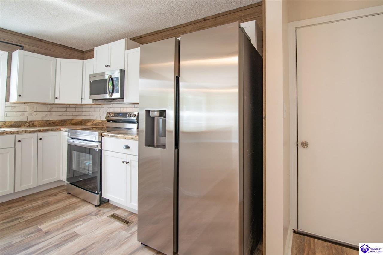 Listing Picture 522 Lee Road Elizabethtown, KY 42701 MLS HK25001777