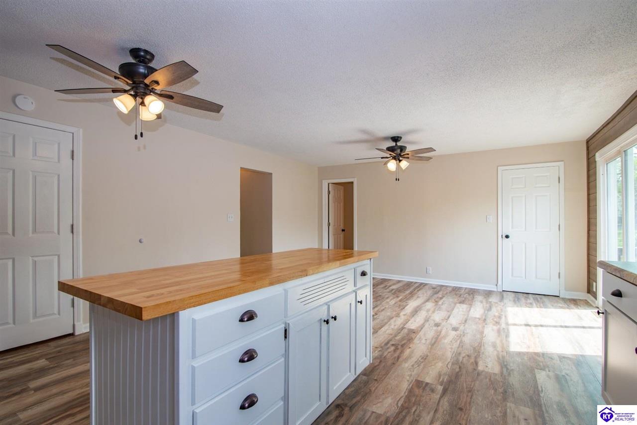 Listing Picture 522 Lee Road Elizabethtown, KY 42701 MLS HK25001777