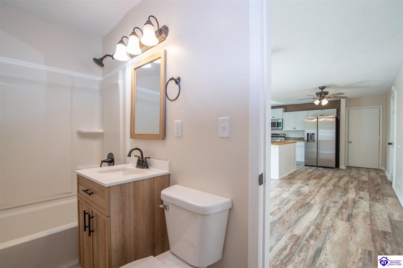 Listing Picture 522 Lee Road Elizabethtown, KY 42701 MLS HK25001777