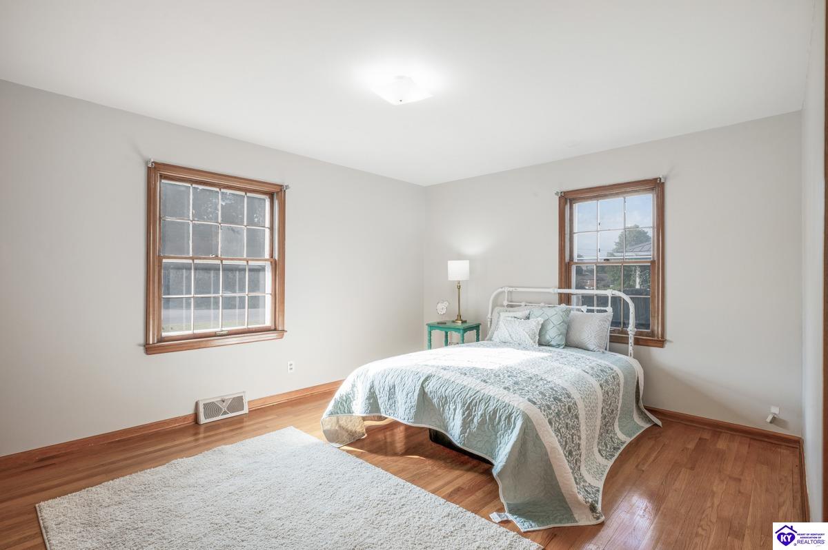 Listing Picture 116 S Mantle Avenue Elizabethtown, KY 42701 MLS HK25001779