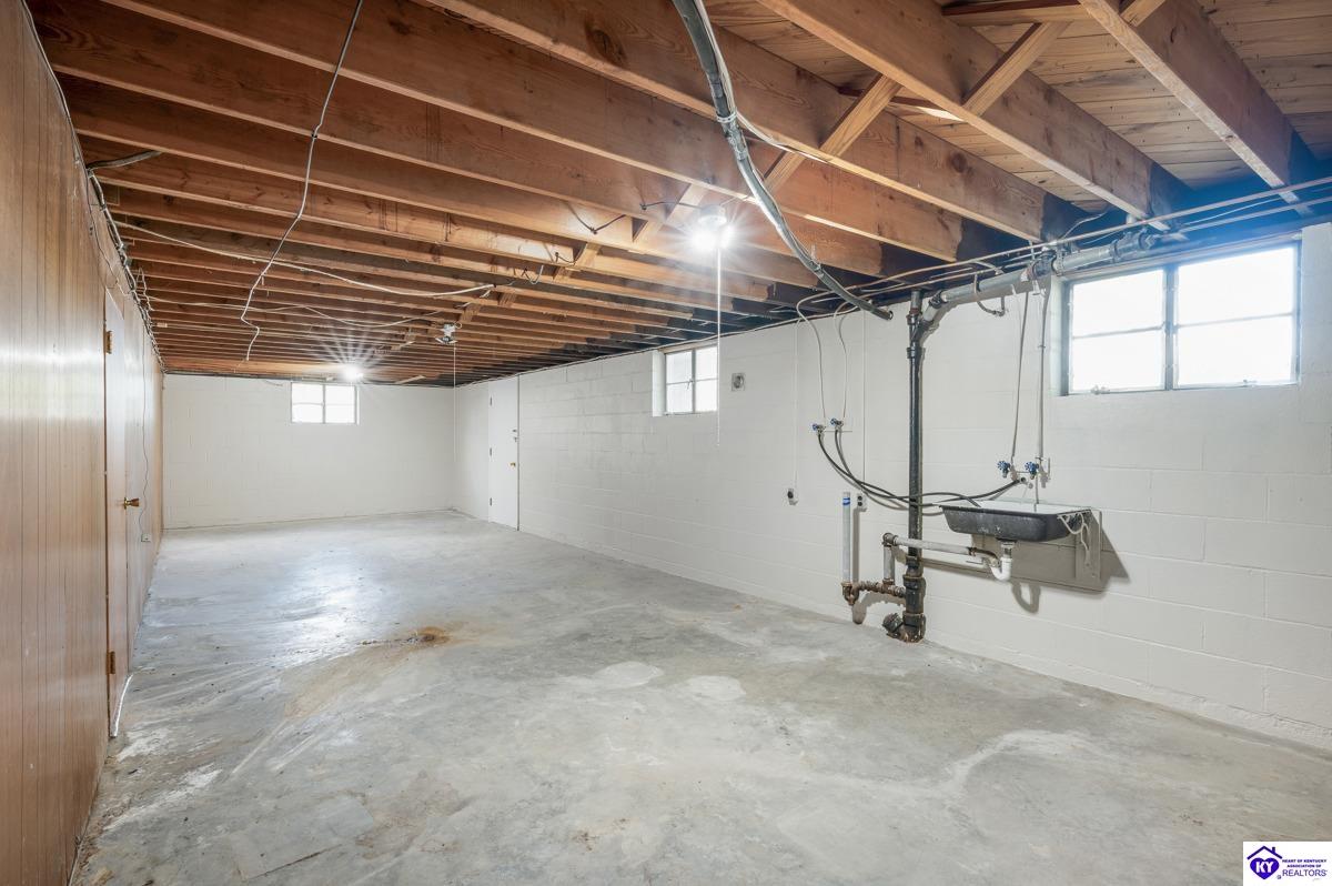 Listing Picture 116 S Mantle Avenue Elizabethtown, KY 42701 MLS HK25001779