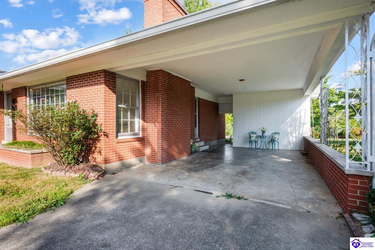 Listing Picture 116 S Mantle Avenue Elizabethtown, KY 42701 MLS HK25001779