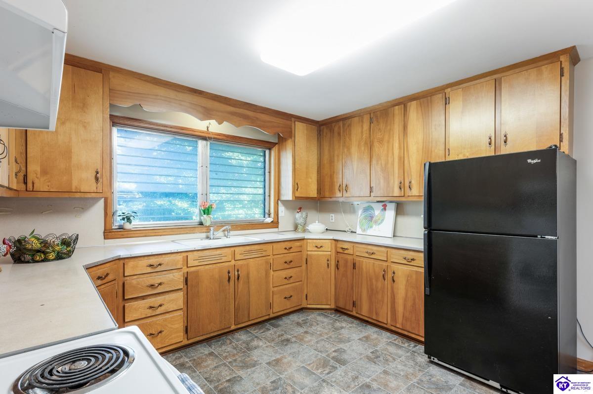 Listing Picture 116 S Mantle Avenue Elizabethtown, KY 42701 MLS HK25001779