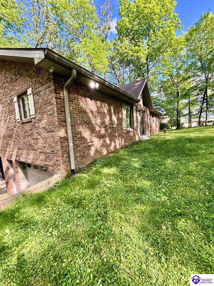 Listing Picture 76 Hearon Road Campbellsville, KY 42718 MLS HK25001782