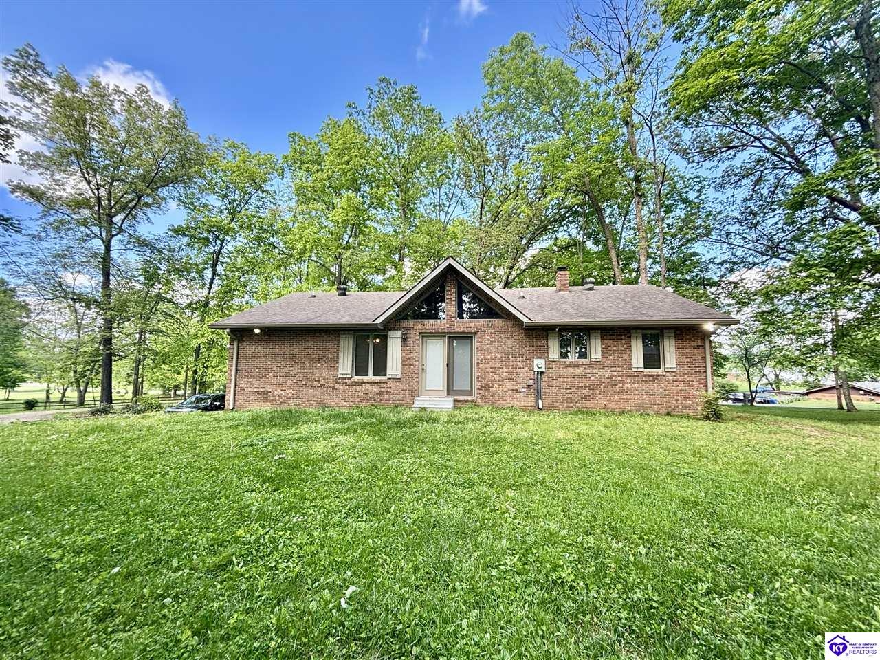 Listing Picture 76 Hearon Road Campbellsville, KY 42718 MLS HK25001782