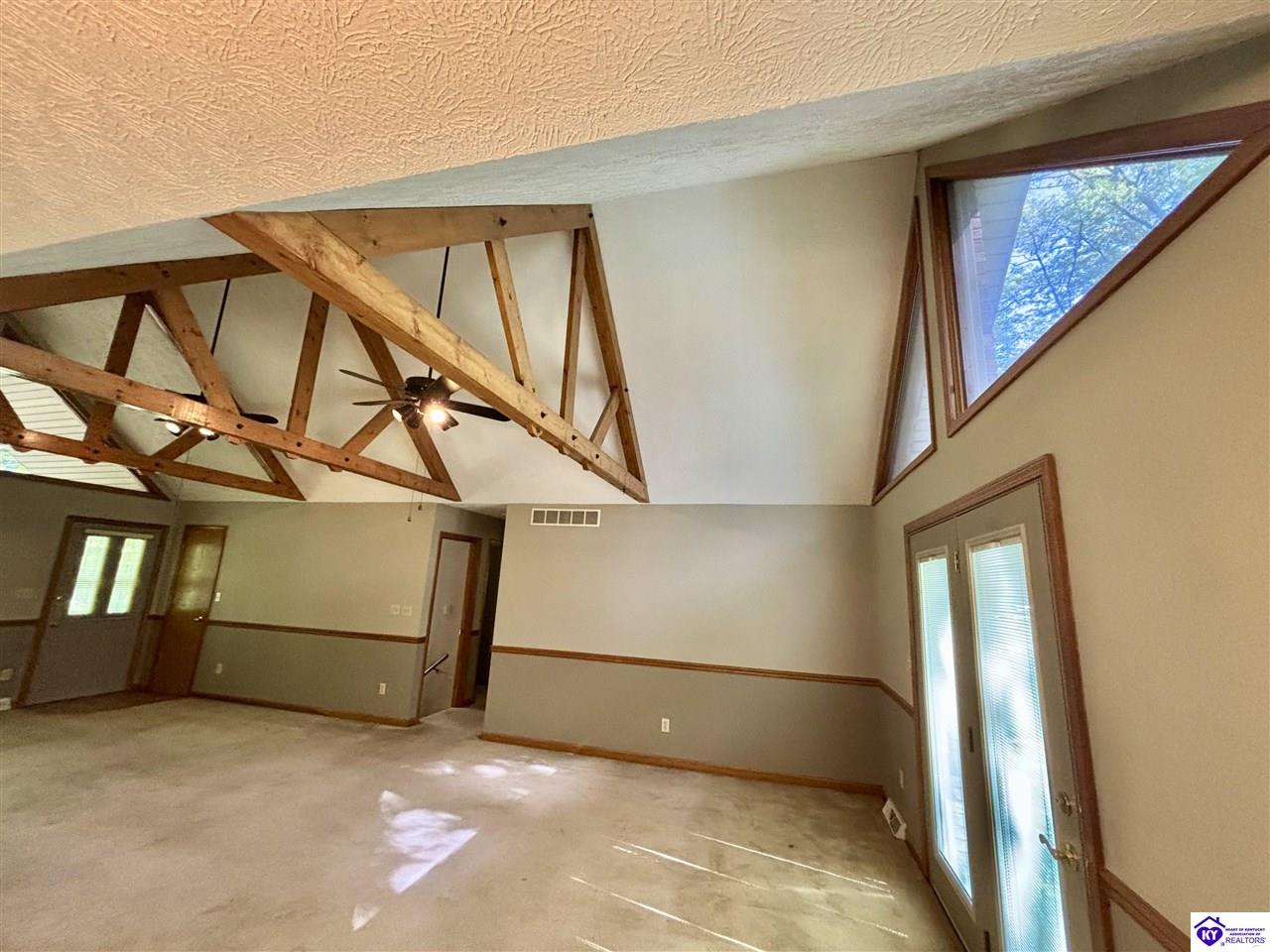 Listing Picture 76 Hearon Road Campbellsville, KY 42718 MLS HK25001782