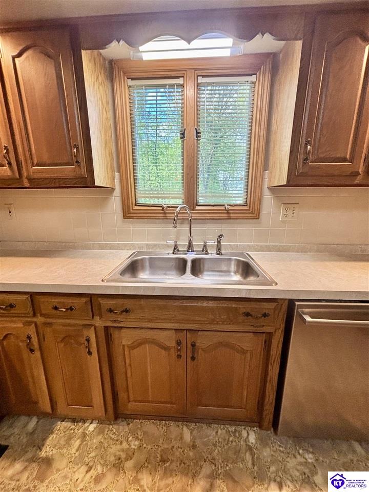 Listing Picture 76 Hearon Road Campbellsville, KY 42718 MLS HK25001782