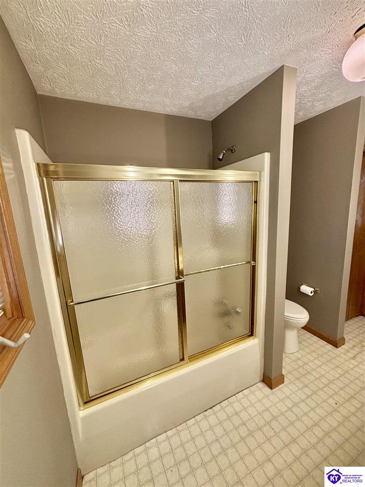 Listing Picture 76 Hearon Road Campbellsville, KY 42718 MLS HK25001782