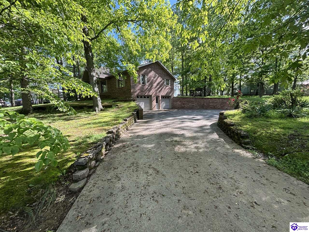 Listing Picture 76 Hearon Road Campbellsville, KY 42718 MLS HK25001782