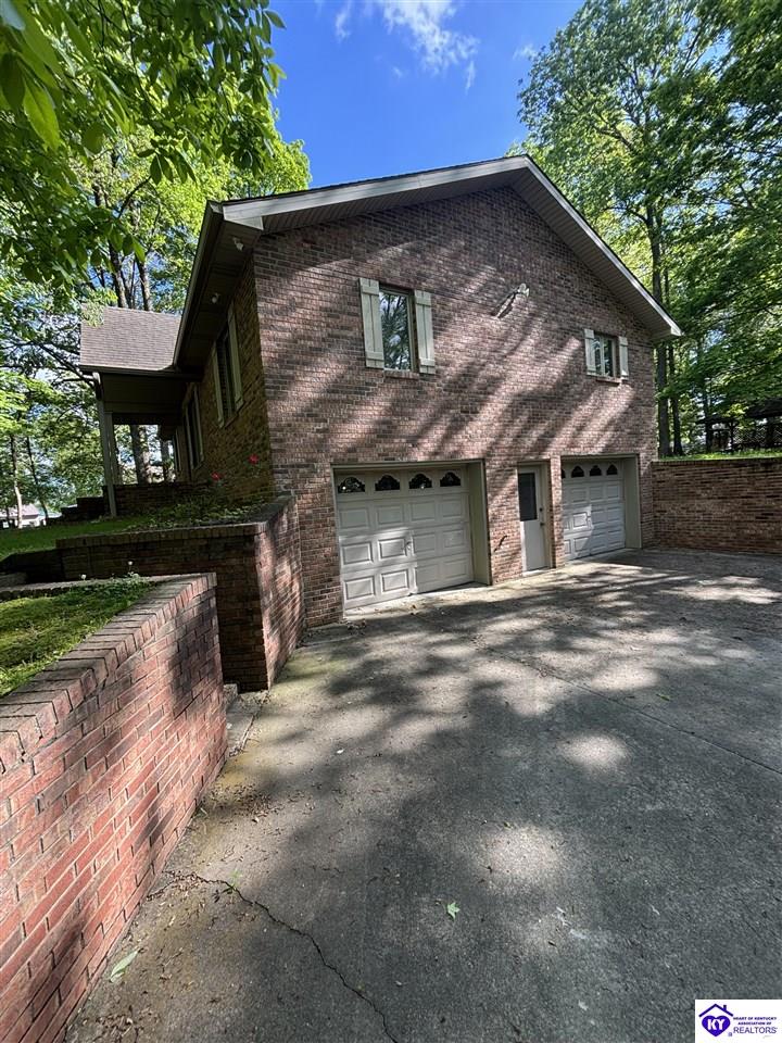 Listing Picture 76 Hearon Road Campbellsville, KY 42718 MLS HK25001782