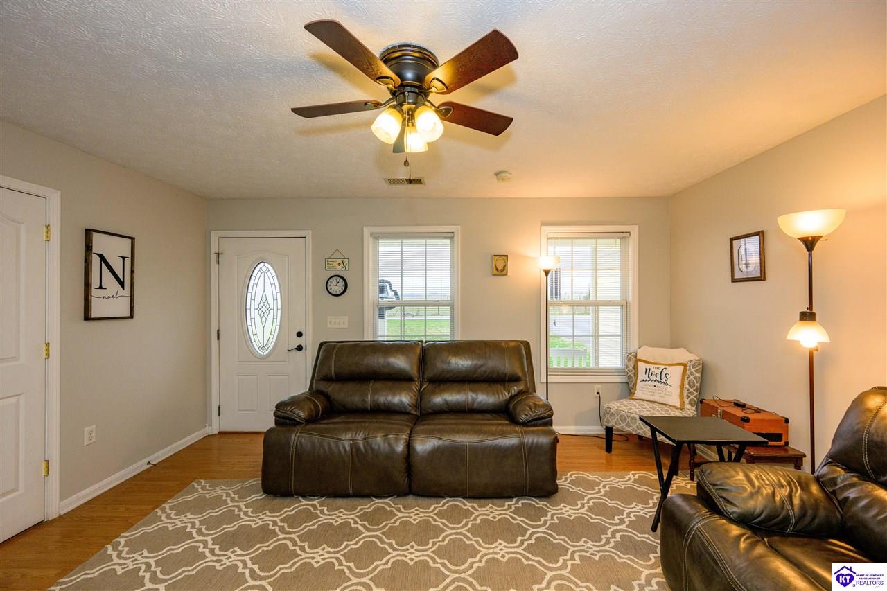 Listing Picture 851 Alvin Brooks Road Buffalo, KY 42716 MLS HK25001789