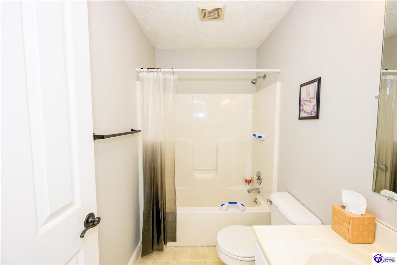 Listing Picture 851 Alvin Brooks Road Buffalo, KY 42716 MLS HK25001789