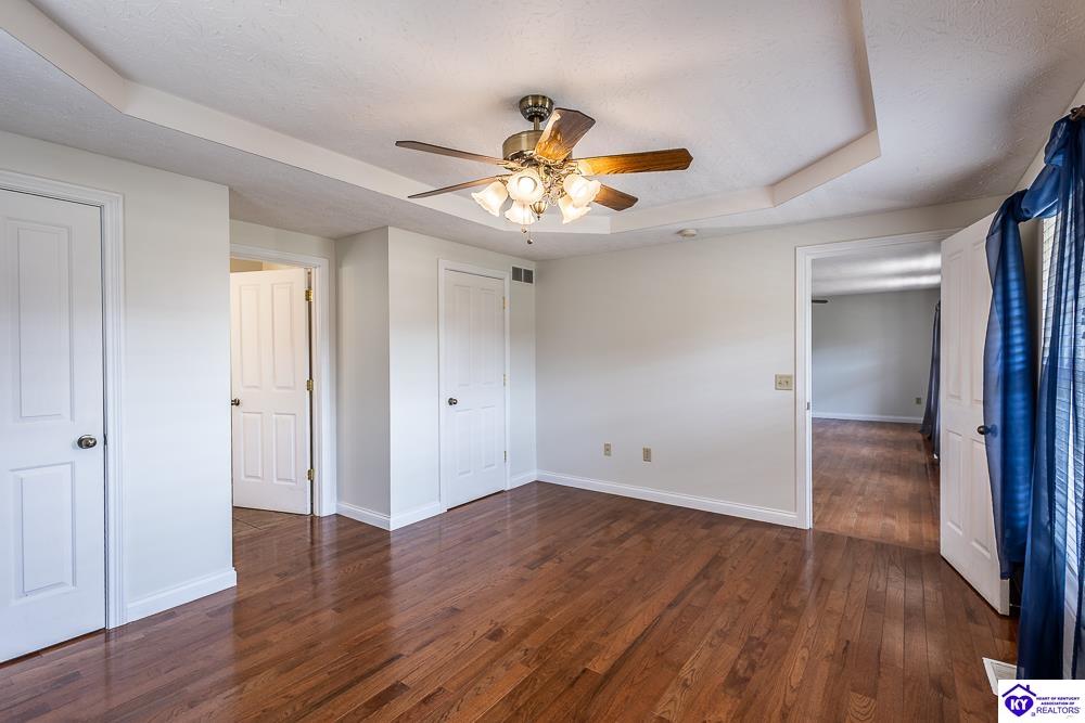 Listing Picture 213 Northridge Circle Hodgenville, KY 42748 MLS HK25001791