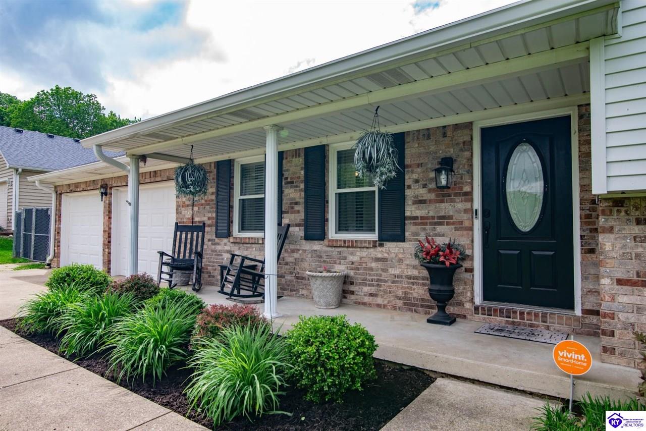 Listing Picture 395 Poplar Trace Elizabethtown, KY 42701 MLS HK25001792