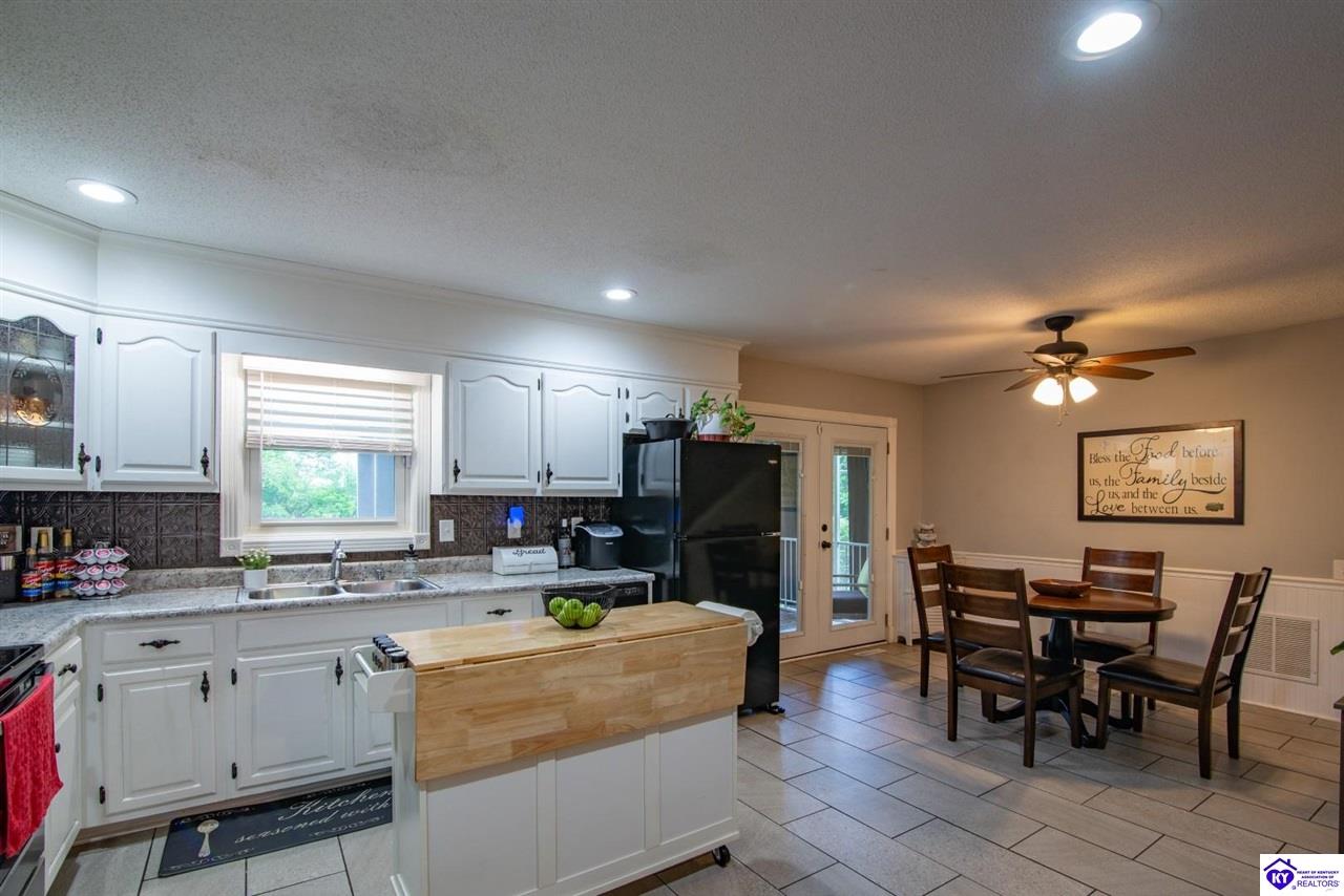 Listing Picture 395 Poplar Trace Elizabethtown, KY 42701 MLS HK25001792