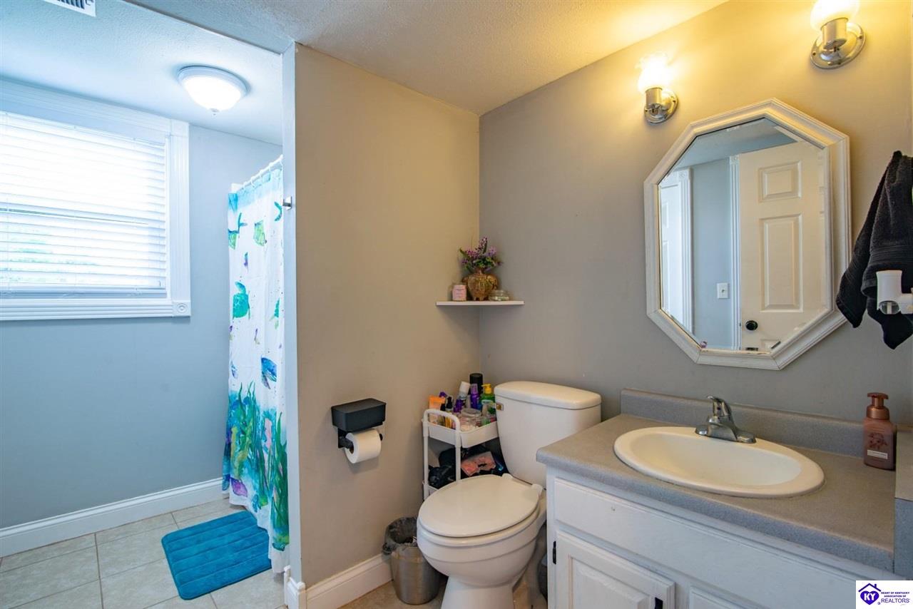 Listing Picture 395 Poplar Trace Elizabethtown, KY 42701 MLS HK25001792