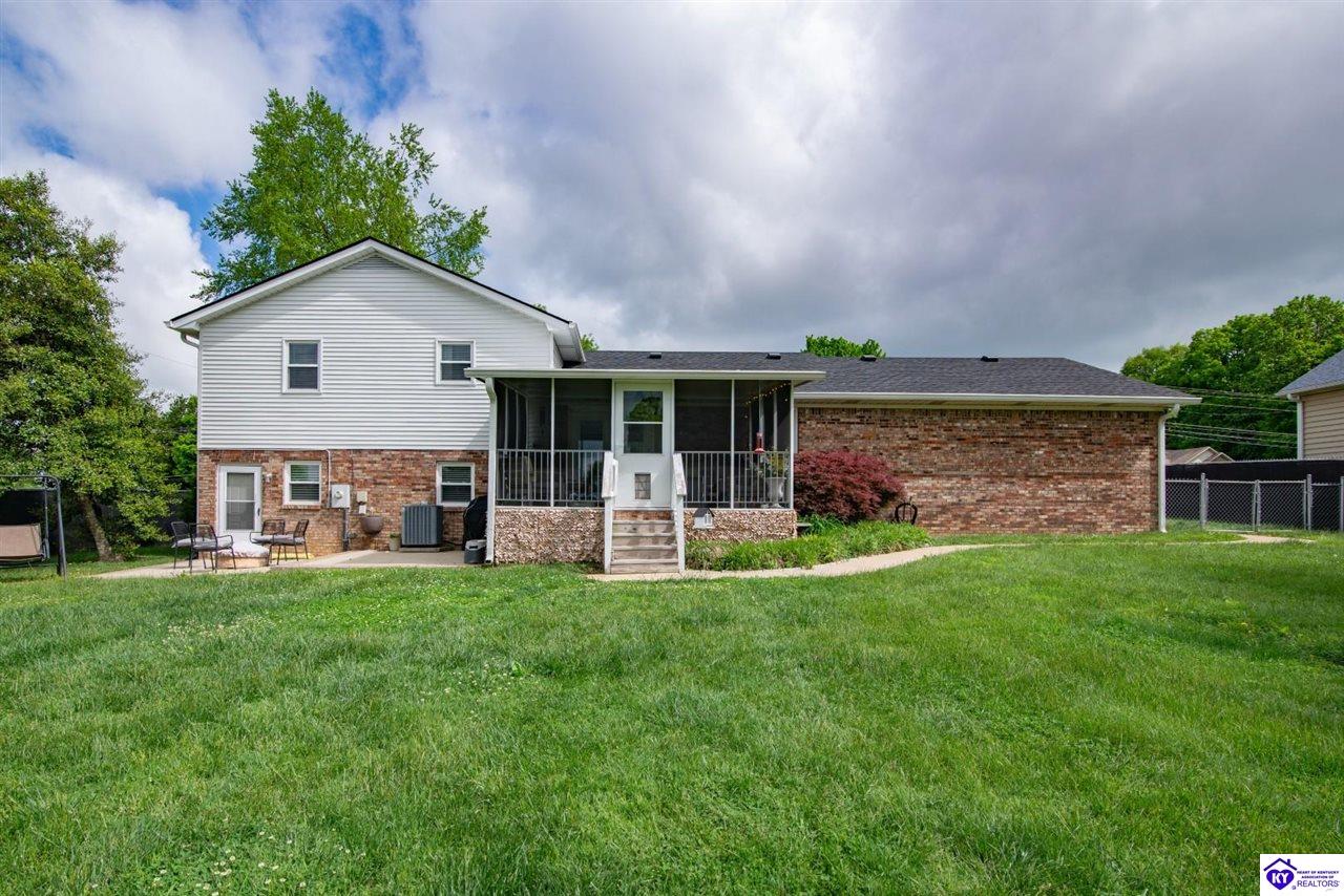 Listing Picture 395 Poplar Trace Elizabethtown, KY 42701 MLS HK25001792