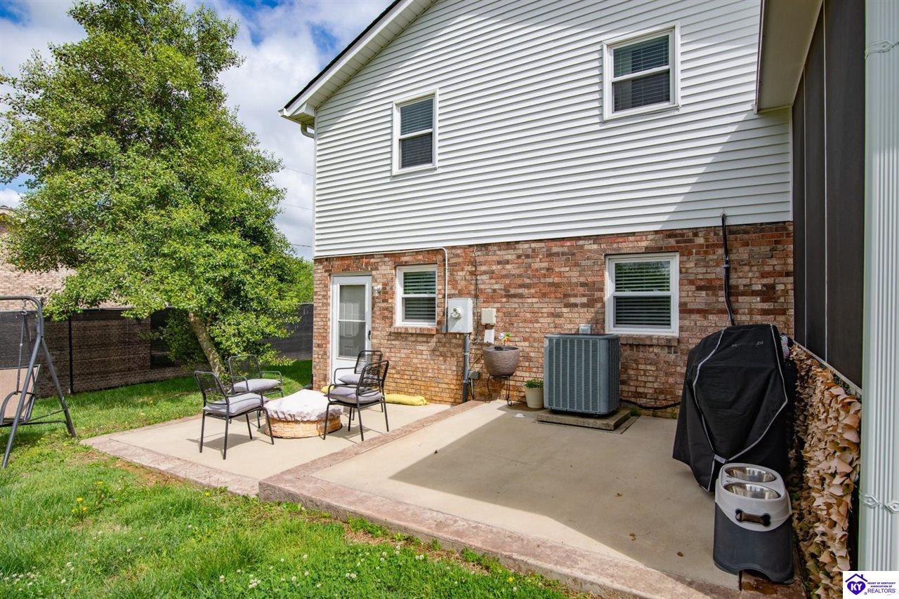 Listing Picture 395 Poplar Trace Elizabethtown, KY 42701 MLS HK25001792