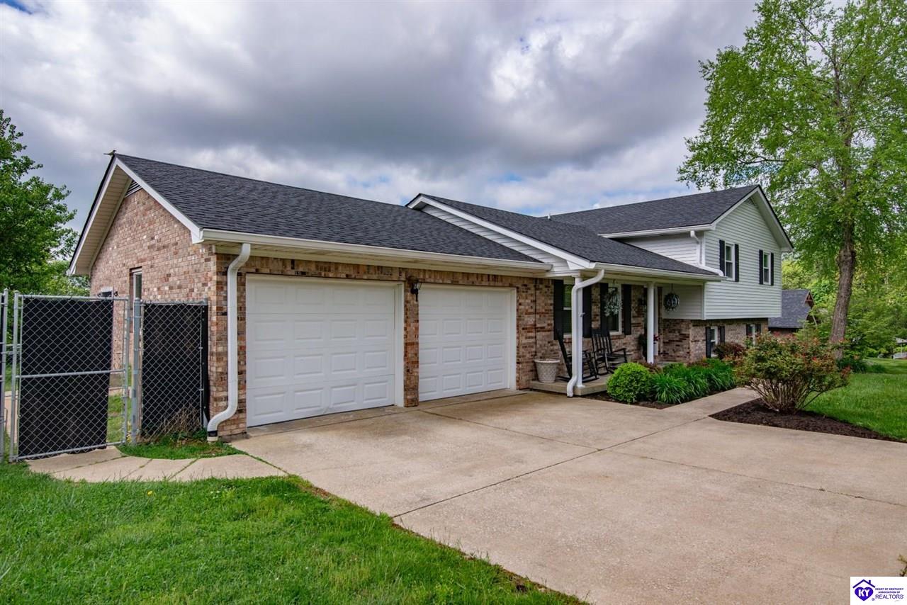 Listing Picture 395 Poplar Trace Elizabethtown, KY 42701 MLS HK25001792