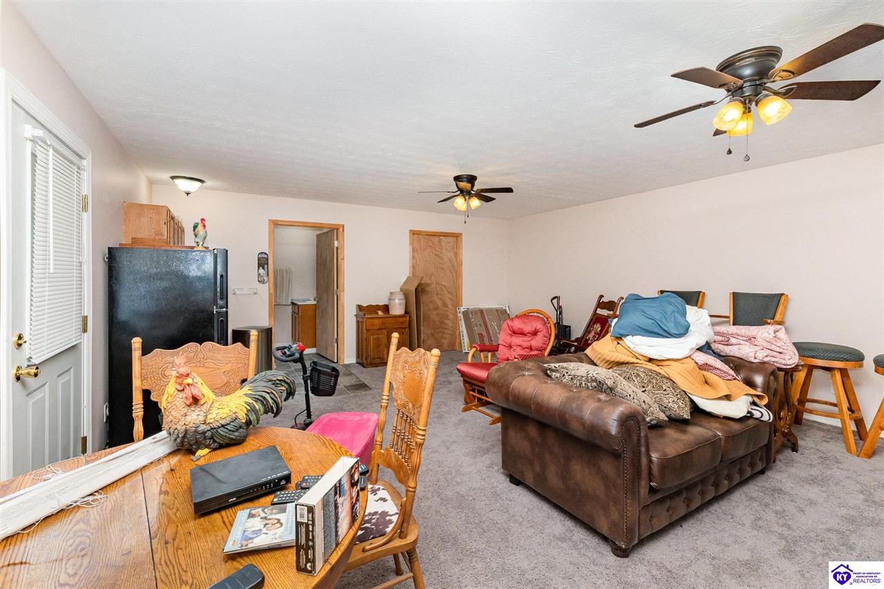 Listing Picture 3186 Bardstown Road Hodgenville, KY 42748 MLS HK25001799